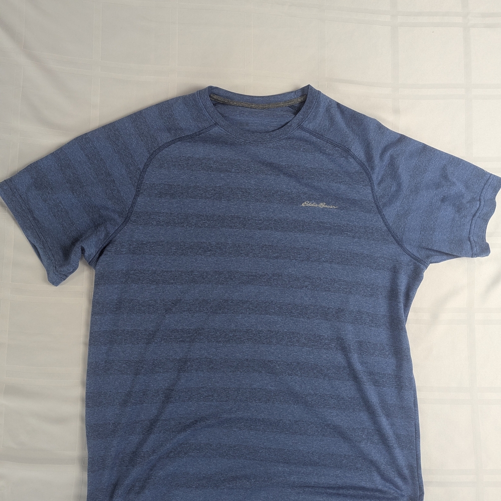 Eddie Bauer Blue Short Sleeve Tee with Crew Neck
